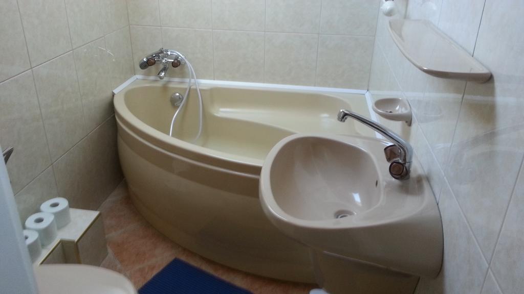 Csokonai Guesthouse Zamárdi Rom bilde